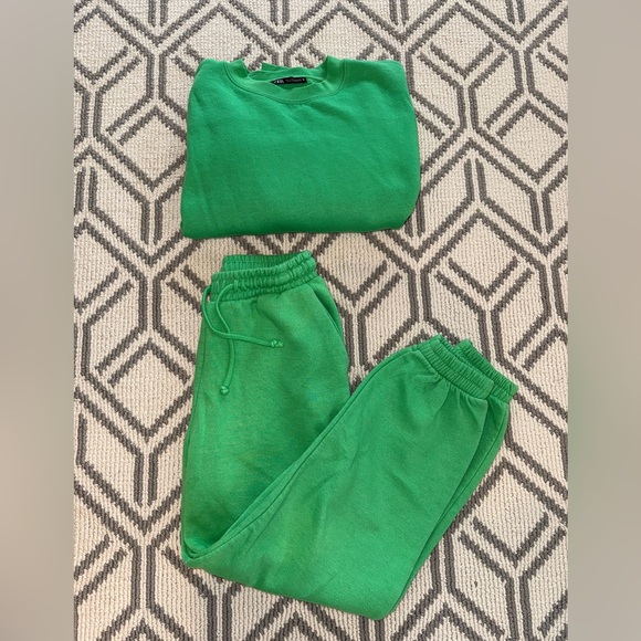 Zara Bright Green Cropped Crew Top and Jogger Set - Picture 10 of 11
